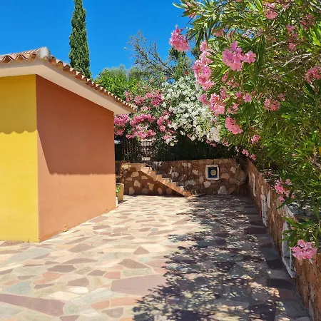 Casa Mathilde Apartment Lecci