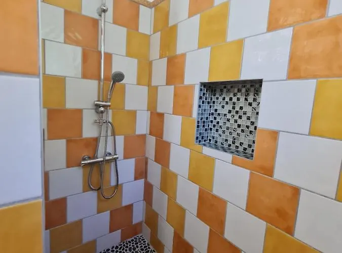 Casa Mathilde Apartment Lecci