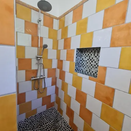 Casa Mathilde Lägenhet Lecci